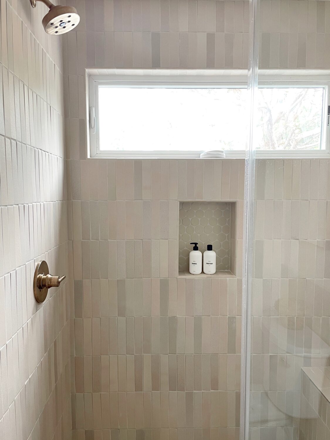 pre-teen daughter bathroom reveal with tile, faucets and all the other sources included